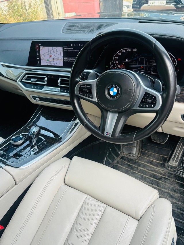 Second-hand 2020 BMW X5 xDrive 40i M Sport for sale in Jaipur-11