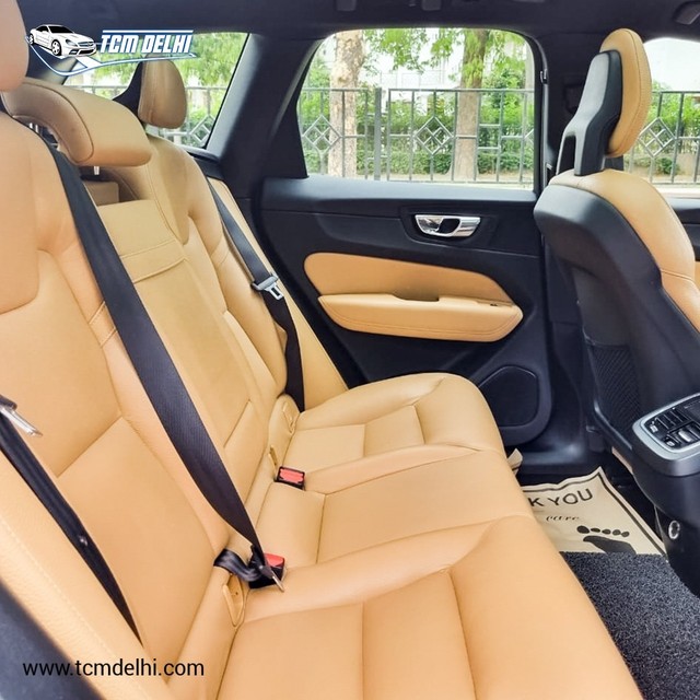 Second-hand 2018 Volvo XC60 Momentum D4 BSIV for sale in New Delhi-7