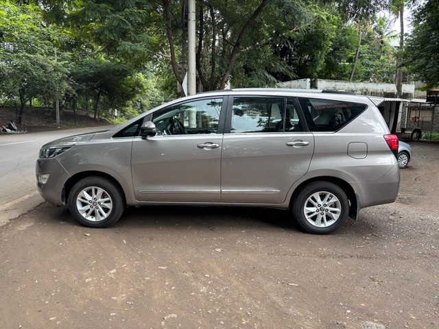 Second-hand 2019 Toyota Innova Crysta 2.8 GX AT BSIV for sale in Ahmednagar-3
