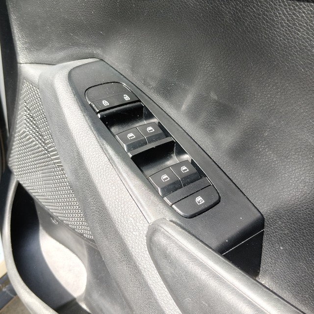 Second-hand 2020 Kia Seltos HTE Diesel for sale in Gurgaon-13