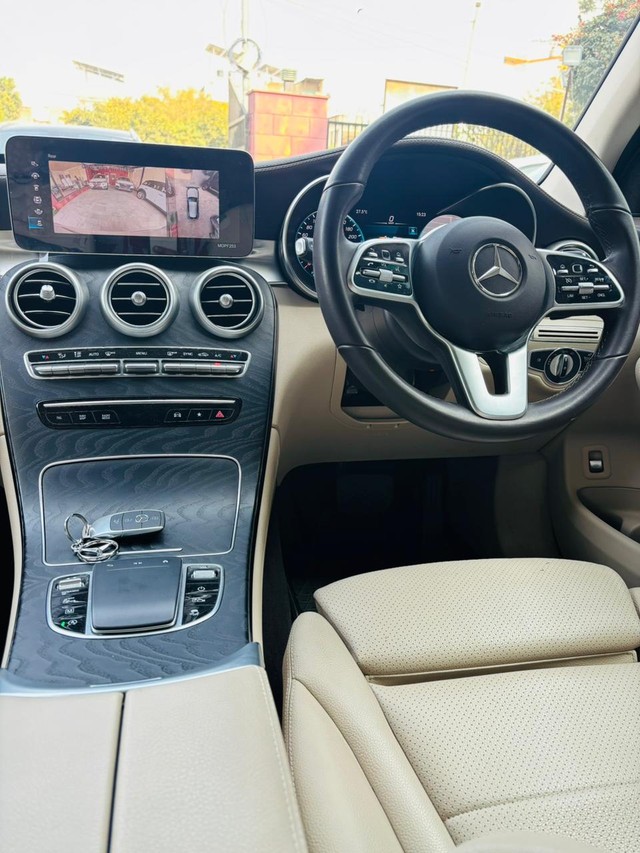 Second-hand 2022 Mercedes-Benz GLC 200 for sale in Jaipur-11