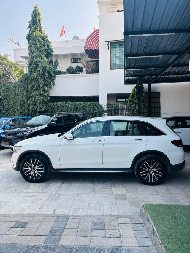 Second-hand 2022 Mercedes-Benz GLC 200 for sale in Jaipur-6