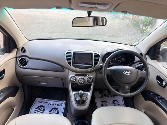 Second-hand 2011 Hyundai i10 Magna for sale in Miraj-8
