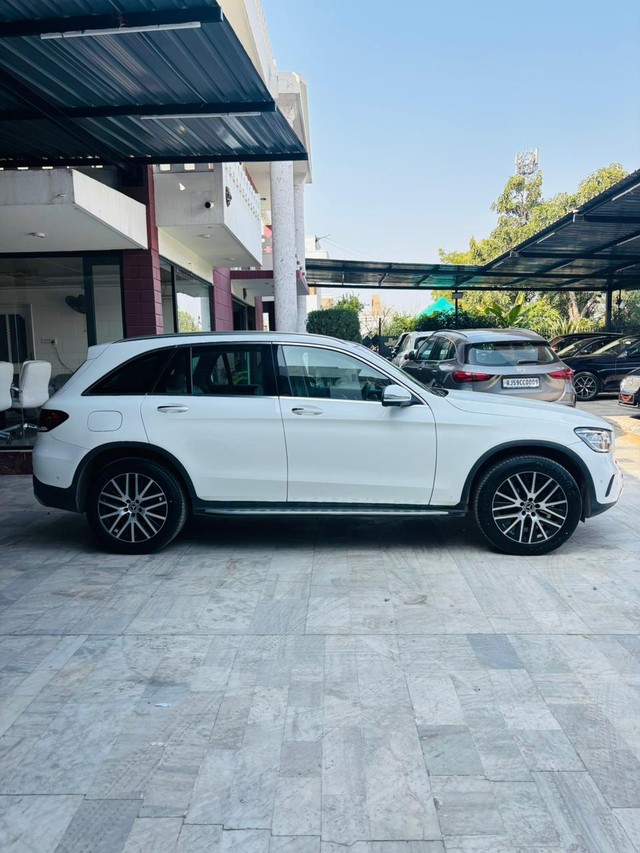 Second-hand 2022 Mercedes-Benz GLC 200 for sale in Jaipur-3