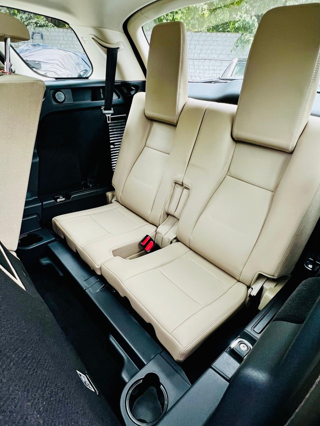 Second-hand 2019 Land Rover Discovery HSE 3.0 TD6 for sale in Faridabad-15