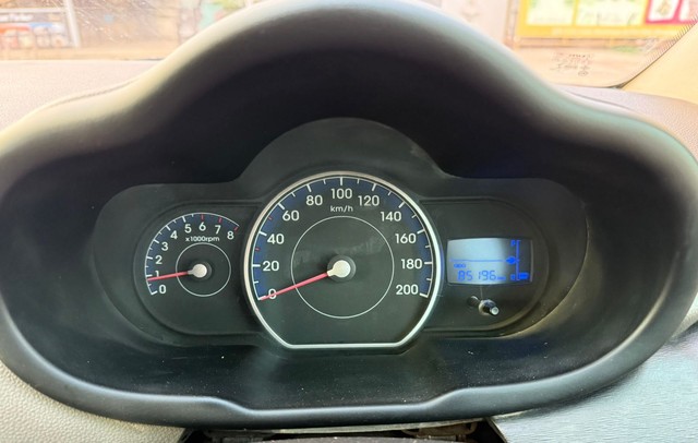 Second-hand 2012 Hyundai i10 Magna for sale in Sabarkantha-14