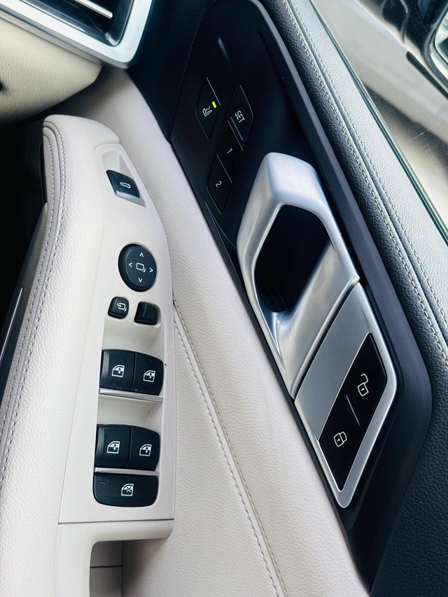 Second-hand 2020 BMW X5 xDrive 40i M Sport for sale in Jaipur-18