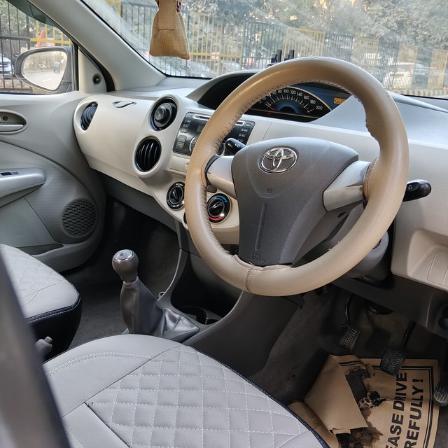 Second-hand 2014 Toyota Etios Liva G for sale in Gurgaon-12