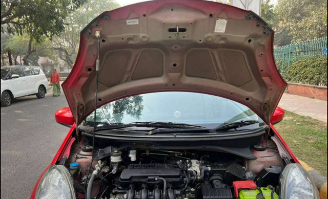 Second-hand 2012 Honda Brio S MT for sale in New Delhi-3