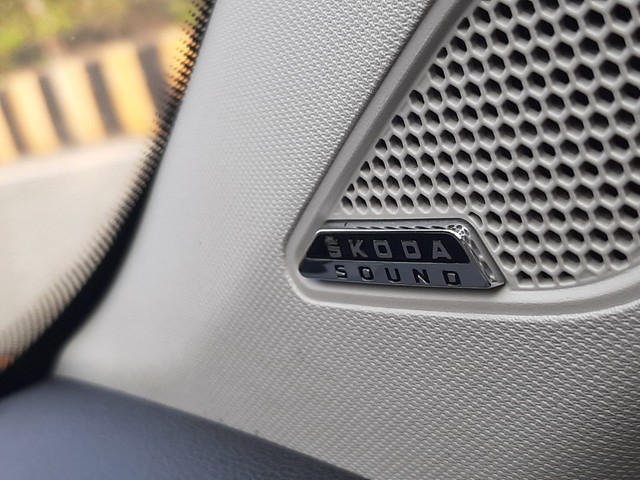 Second-hand 2022 Skoda Kushaq 1.0 TSI Style AT BSVI for sale in Mumbai-13