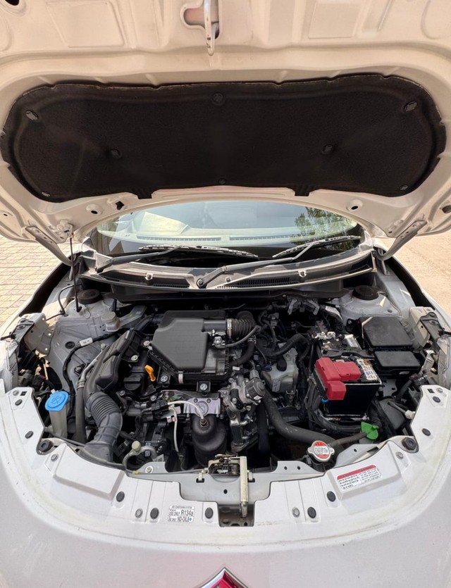 Second-hand 2024 Maruti Suzuki Swift ZXi Plus AMT for sale in Indore-4