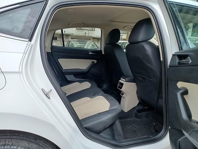 Second-hand 2022 Skoda Slavia 1.0 TSI Style BSVI for sale in Mumbai-9