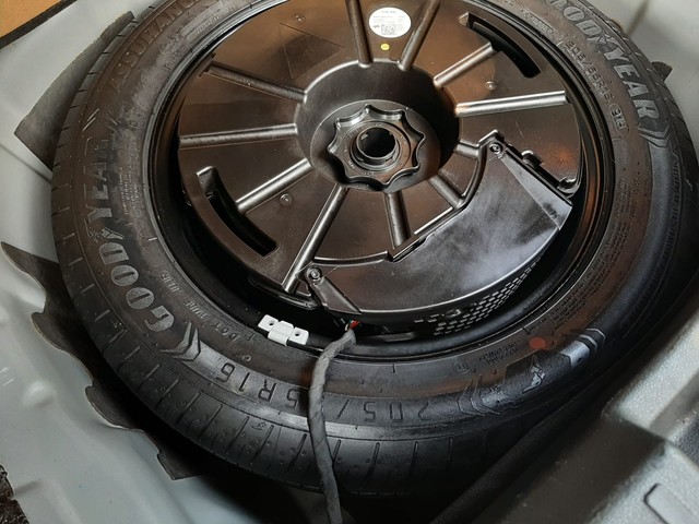 Second-hand 2022 Skoda Kushaq 1.0 TSI Style AT BSVI for sale in Mumbai-19