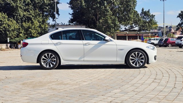 Second-hand 2014 BMW 5 Series 520d Luxury Line for sale in Nagpur-1