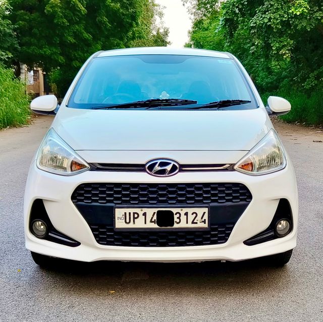 Hyundai Grand i10 1.2 Kappa Sportz BSIV Second-hand 2018 Hyundai Grand i10 1.2 Kappa Sportz BSIV for sale in New Delhi
