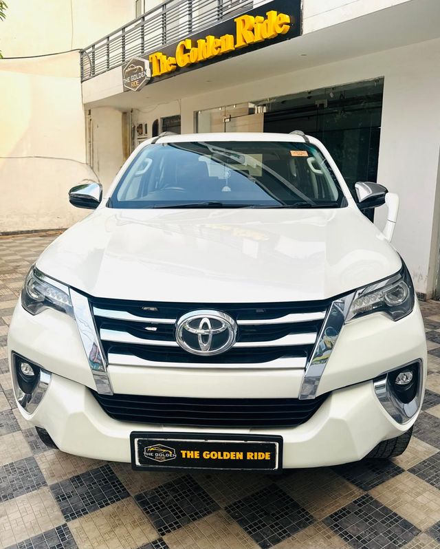 Toyota Fortuner 2.8 2WD MT BSIV Second-hand 2018 Toyota Fortuner 2.8 2WD MT BSIV for sale in Mohali