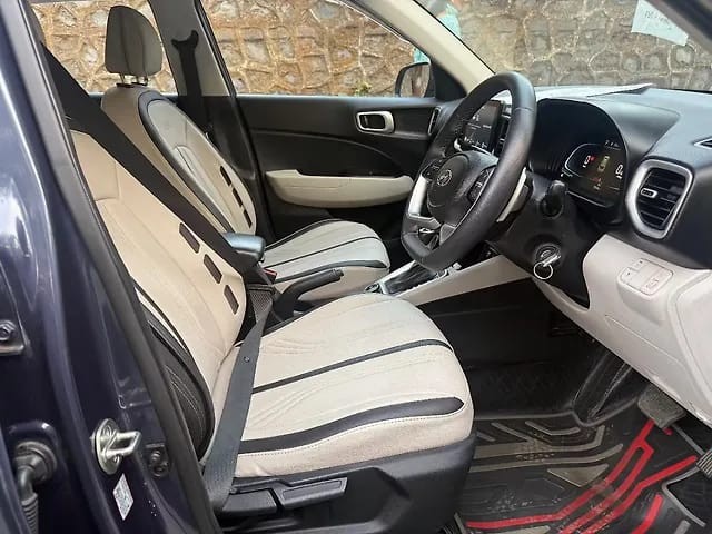 Second-hand 2024 Hyundai Venue S Opt Turbo DCT for sale in Mumbai-12