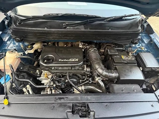 Second-hand 2024 Hyundai Venue S Opt Turbo DCT for sale in Mumbai-6