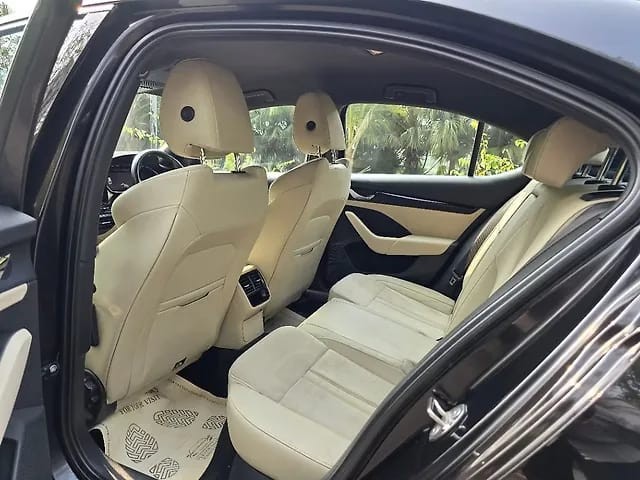 Skoda Octavia Style Second-hand 2022 Skoda Octavia Style for sale in Mumbai-14