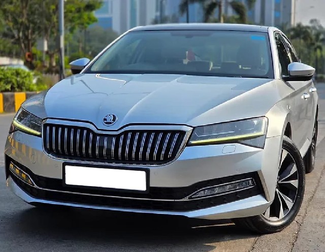 Second-hand 2021 Skoda Superb Laurin & klement BSVI for sale in Mumbai-6