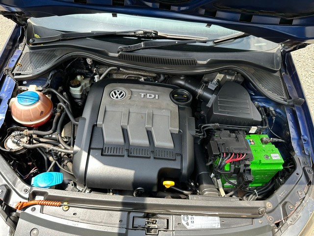 Volkswagen Polo Diesel Highline 1.2L Second-hand 2014 Volkswagen Polo Diesel Highline 1.2L for sale in Surat-5