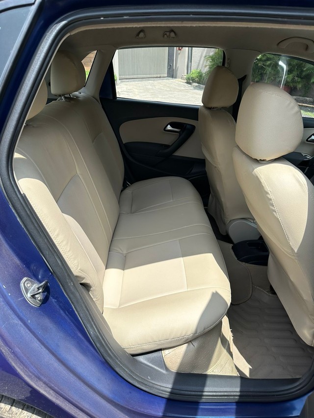 Volkswagen Polo Diesel Highline 1.2L Second-hand 2014 Volkswagen Polo Diesel Highline 1.2L for sale in Surat-10