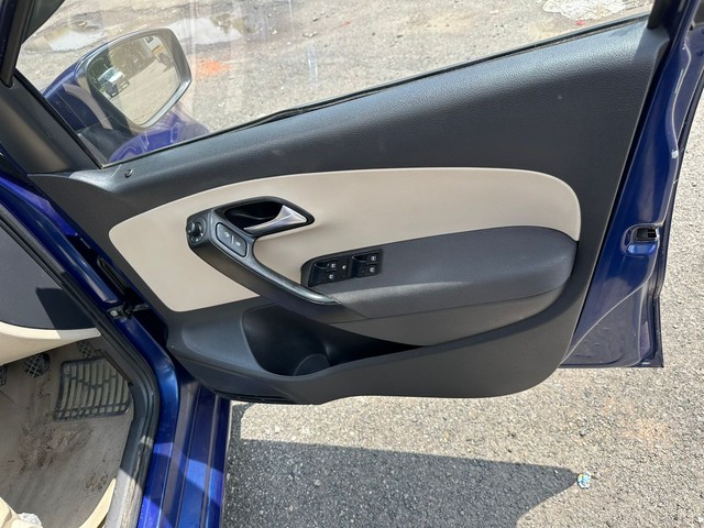 Volkswagen Polo Diesel Highline 1.2L Second-hand 2014 Volkswagen Polo Diesel Highline 1.2L for sale in Surat-12