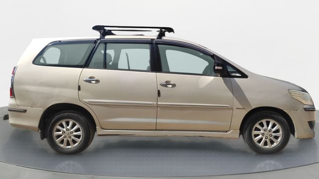 Toyota Innova 2.5 VX (Diesel) 7 Seater BS IV