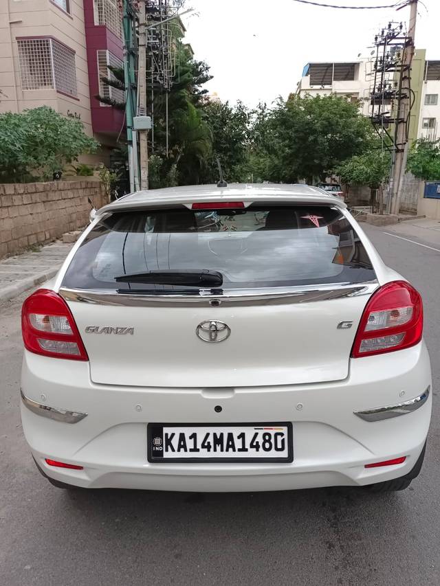 https://images10.gaadi.com/usedcar_image/original/used_car_2542780_1657963633.jpg?imwidth=6401