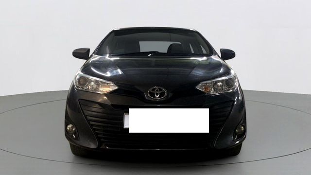Toyota Yaris J
