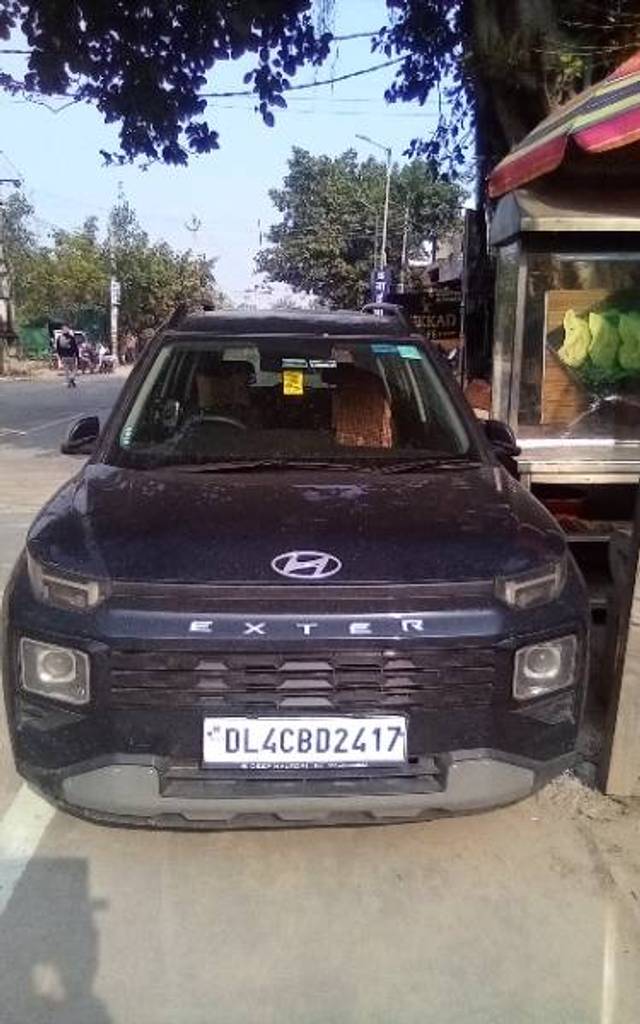 https://images10.gaadi.com/usedgaadi-sellcar/UsedCar/0005d061-9ee0-45bb-bc13-027cf9f2e7e7/b5078b09-5cb6-4a50-a5e3-9de046ba2ea0.jpg?imwidth=6400