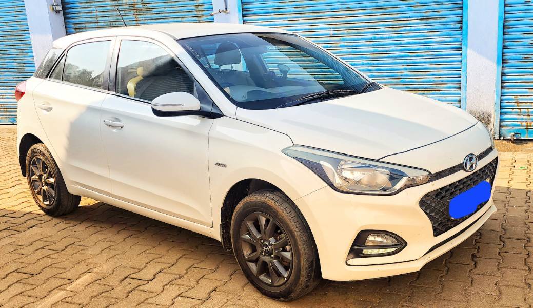 Hyundai i20 Asta Option CVT BSIV Hyundai i20 Asta Option CVT BSIV