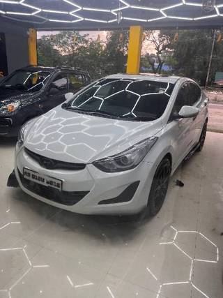 Hyundai Elantra 2015-2019 Hyundai Elantra 2.0 SX Option