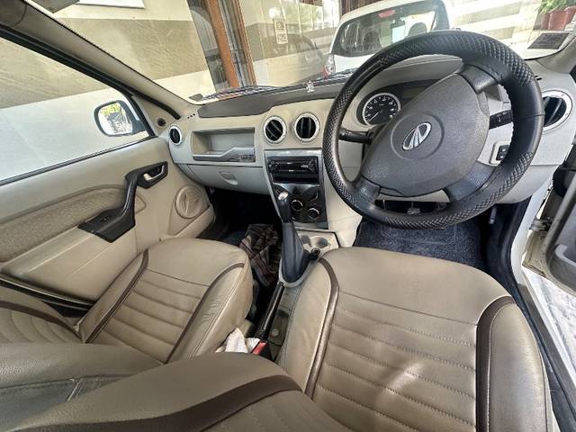 https://images10.gaadi.com/usedgaadi-sellcar/UsedCar/00b90e3f-c12a-4fda-a0dc-0cf85a37a0dd/7b0e4902-6515-4706-b709-3cc37487603f.jpeg?imwidth=6402