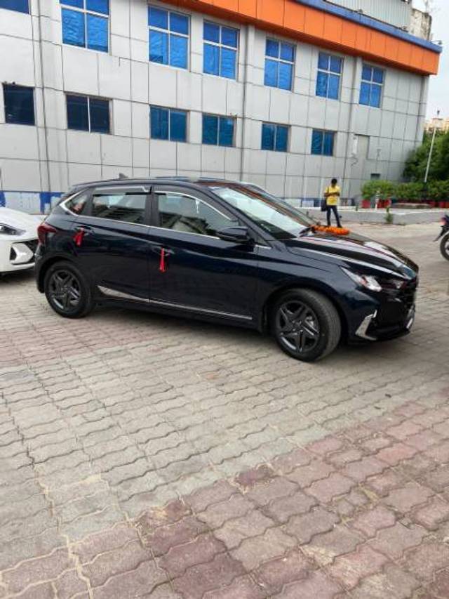 https://images10.gaadi.com/usedgaadi-sellcar/UsedCar/016ecda5-f6d0-4356-97df-6182167beabd/edbc646e-b0c4-4cc7-a669-3079f8151f9f.jpg?imwidth=6400