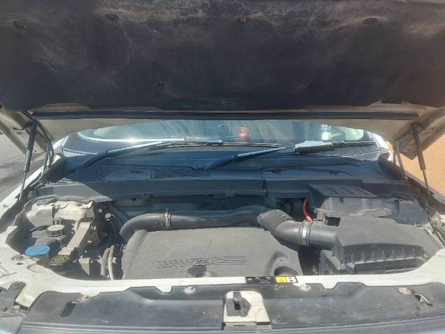 https://images10.gaadi.com/usedgaadi-sellcar/UsedCar/0178f1f4-b724-4eaf-a148-a48700a19d6e/5630b7b8-c1f5-4d11-8172-e079e771ce0d.jpg?imwidth=6401