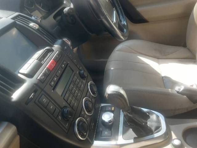 https://images10.gaadi.com/usedgaadi-sellcar/UsedCar/0178f1f4-b724-4eaf-a148-a48700a19d6e/8ad883a3-c1bd-4239-bd42-9d4b6e9f281c.jpg?imwidth=6400