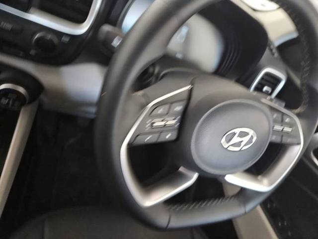 https://images10.gaadi.com/usedgaadi-sellcar/UsedCar/02169210-c66d-43a3-936f-51044d066c9d/777c9f8f-c629-4208-a620-033cc0a17db0.jpg?imwidth=6401