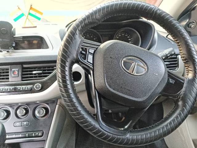 https://images10.gaadi.com/usedgaadi-sellcar/UsedCar/0240c9b0-65d3-46fd-b86b-1d9978b4d590/88125c89-7a77-47a1-9699-969e472b6c98.jpg?imwidth=6401