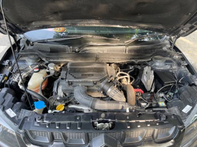 https://images10.gaadi.com/usedgaadi-sellcar/UsedCar/026943f8-fb42-4e7e-a81c-194b35d1f972/7d6a5a63-6195-4a72-80dd-bfa7bc24bf10.jpeg?imwidth=6402