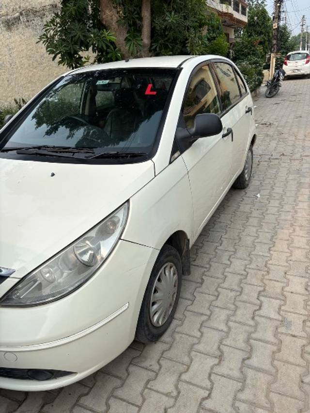 https://images10.gaadi.com/usedgaadi-sellcar/UsedCar/027795fc-f9cc-4b2c-865d-dadfc4b521c3/a412fc68-dd70-4582-ae2a-131b11475a95.jpeg?imwidth=6402