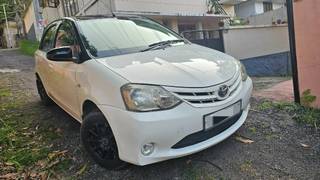 Toyota Etios Liva 2013-2014 Toyota Etios Liva GD SP