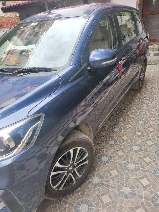 https://images10.gaadi.com/usedgaadi-sellcar/UsedCar/027ded98-c1a7-4152-aaed-a938546a3ae3/2d8fe5a2-325c-4ab4-8e7b-6e71da528286.jpg?imwidth=6400