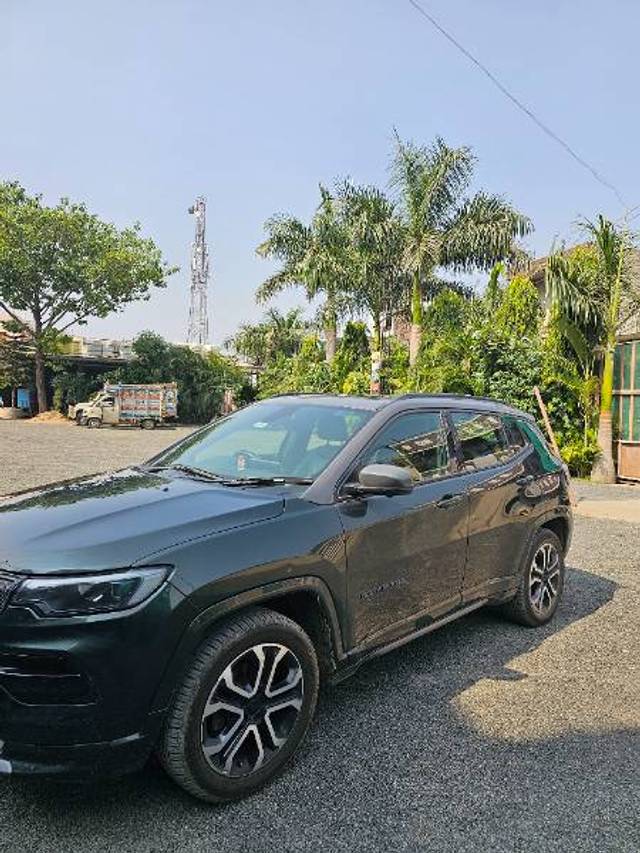 https://images10.gaadi.com/usedgaadi-sellcar/UsedCar/030a0504-a236-4f27-8306-c5eb103601d7/265def81-12ee-46a3-9748-1c69f2c34ceb.jpg?imwidth=6402