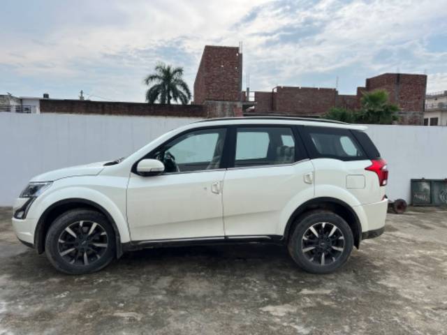 https://images10.gaadi.com/usedgaadi-sellcar/UsedCar/032969cb-4055-44a5-9b01-f62bb5d59994/d857ec88-adfb-4864-81c0-e76163bd5a48.jpg?imwidth=6402