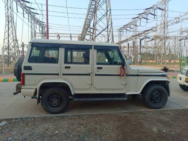 https://images10.gaadi.com/usedgaadi-sellcar/UsedCar/033d48c6-87f7-4065-ba71-c68e6c48e72f/8208baad-2813-473c-9ee7-1415200fc5df.jpg?imwidth=6401