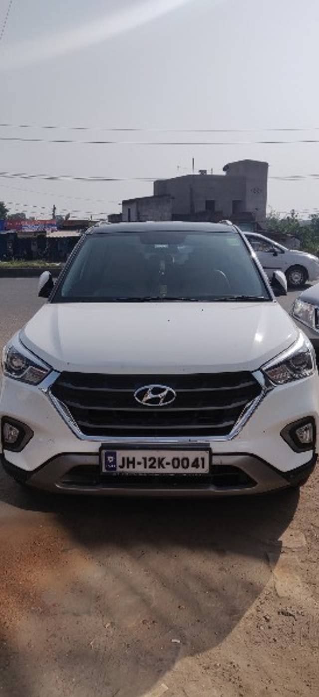 https://images10.gaadi.com/usedgaadi-sellcar/UsedCar/0341467b-319c-4353-bf6c-d6aea4e90010/94283862-31c9-4ccc-a51c-17fec913ffb3.jpeg?imwidth=6400