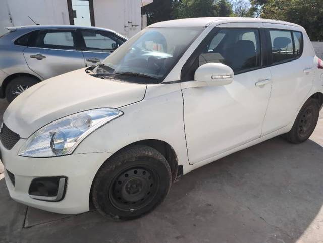 https://images10.gaadi.com/usedgaadi-sellcar/UsedCar/037ae810-3d33-45da-9d9a-5e8d88c6034a/4e26c373-f956-4056-a678-11bb2f0ea668.jpg?imwidth=6402