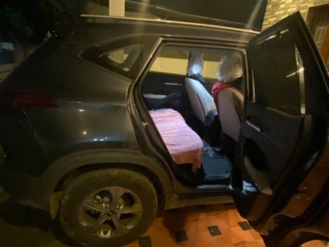 https://images10.gaadi.com/usedgaadi-sellcar/UsedCar/03f86681-2a71-4c2a-9d56-a495eaede524/c436eaf1-10a7-4849-b268-5640191832f9.jpeg?imwidth=6401