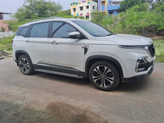 https://images10.gaadi.com/usedgaadi-sellcar/UsedCar/05074d68-67c1-4484-80a7-69af7238b267/1db9ad9f-b319-49cd-9877-7400f8d247f2.jpeg?imwidth=6400